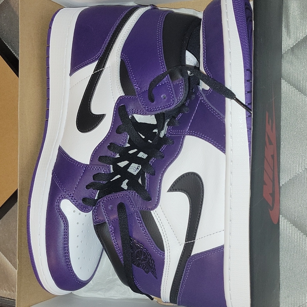 Jordan 1 court purple